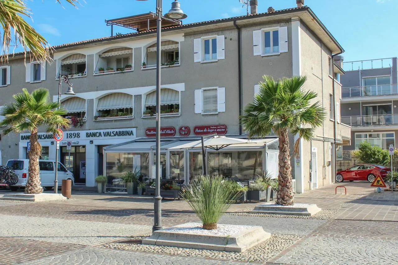 Garda Fantasy Apartment - Jacuzzi Desenzano del Garda Itália